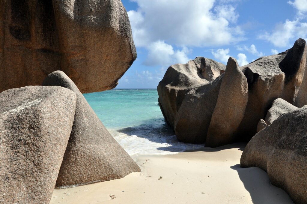 seychelles-4686869_1280